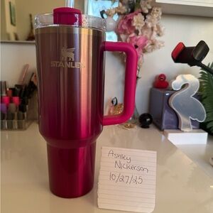 40oz Stanley Pink Gradient